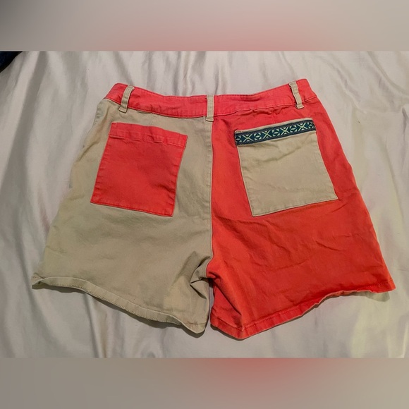 Stoic Venture Patch Pocket Shorts women’s 12 tigerlily Taos taupe color summer - Picture 4 of 4